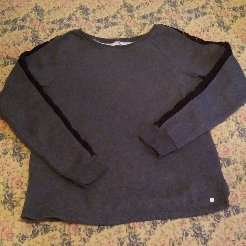 Fabletics Open Back Long Sleeved Sweatshiirt - image 1